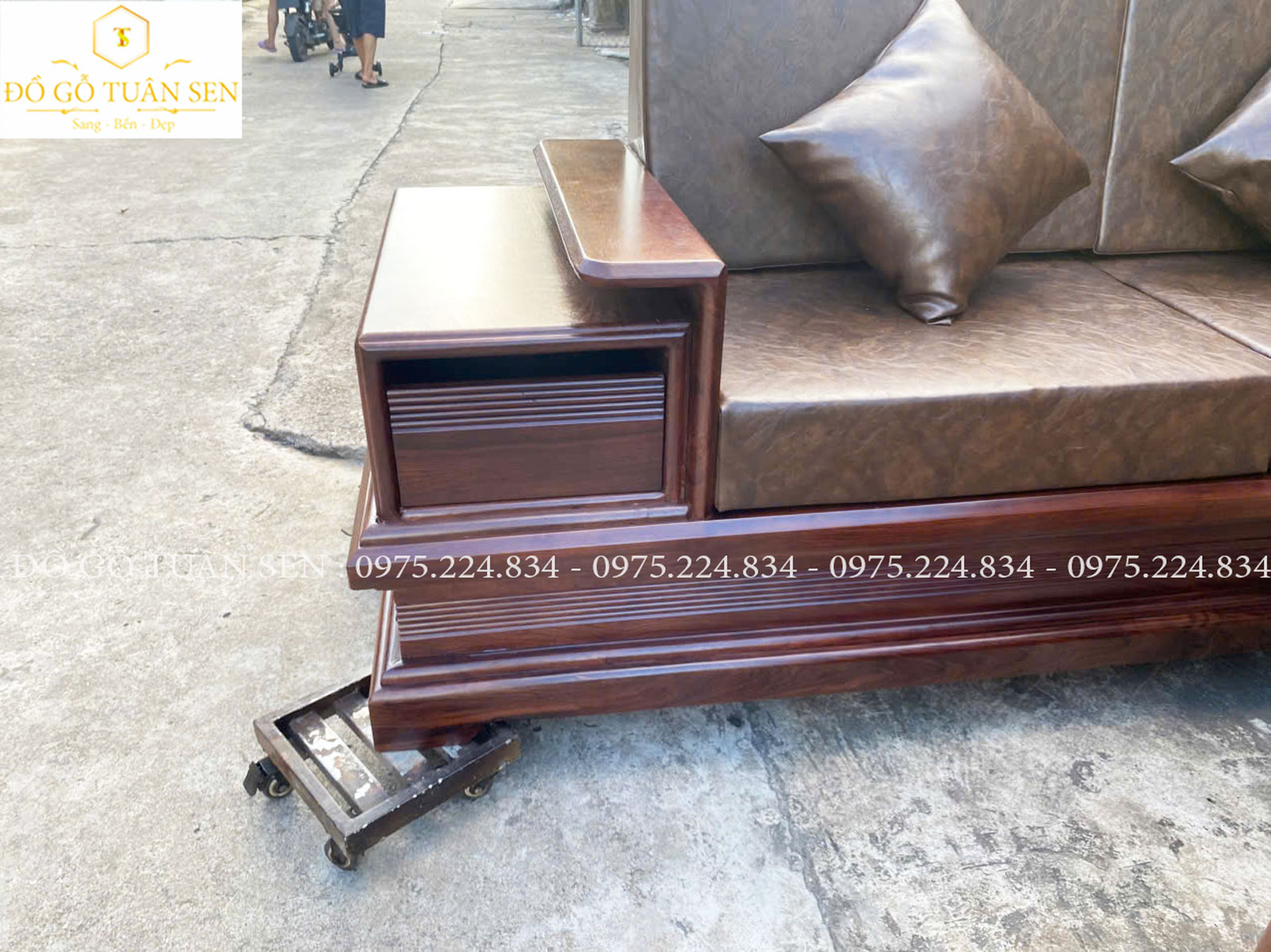 Vẻ đẹp Bộ sofa gỗ hương chân pháo